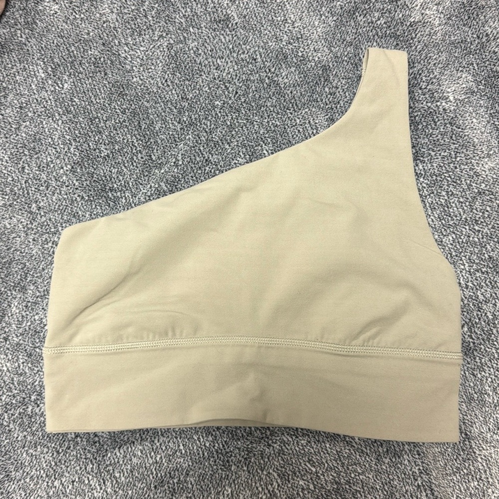 Lululemon Align asymmetrical bra *light support C/D cup